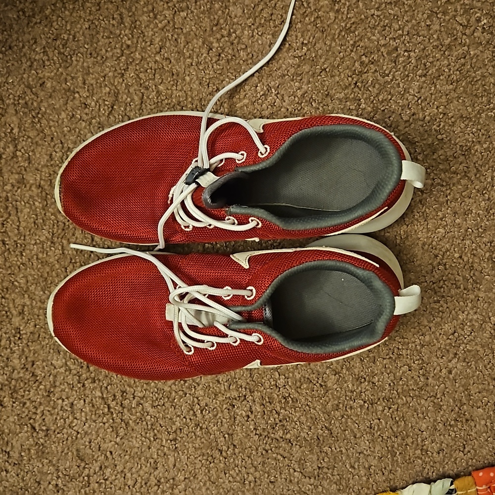 Red Nike Roshe Sneakers